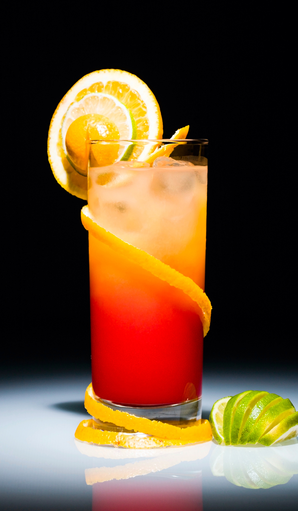 Kola Krush cocktail in tall glass with garnish